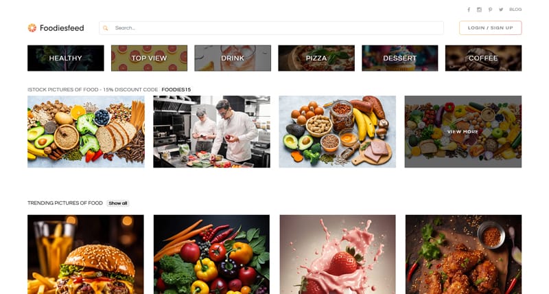 Page d'accueil de FoodiesFeed, une banque d'images spécialisée dans la photographie culinaire.