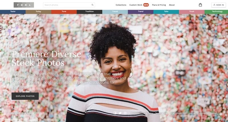 Capture d’écran de la page d’accueil de TONL, une banque d’images valorisant la diversité culturelle.